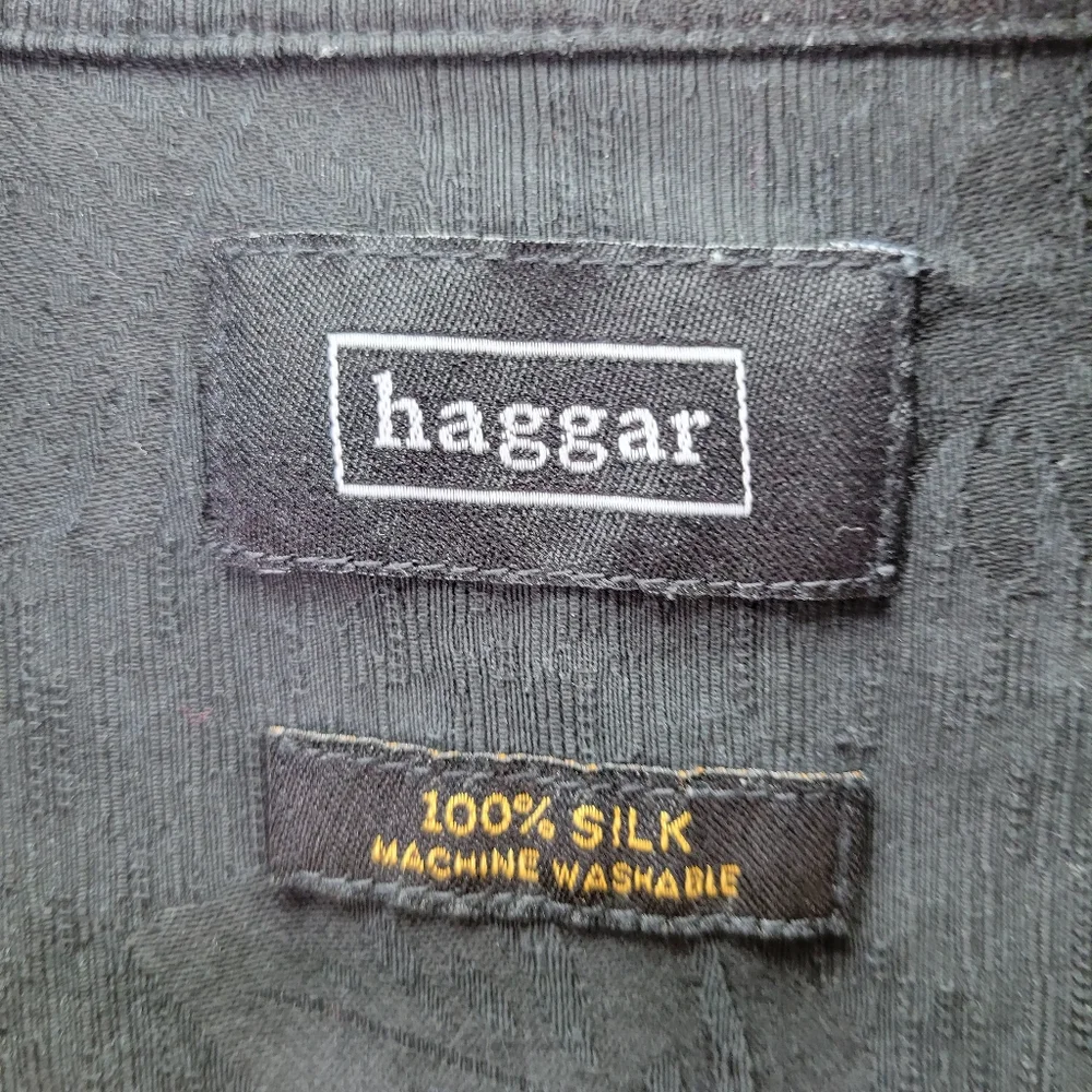 Hagger 100% Silk Black on Black Leaf Motif Short Sleeve Button Front Shirt XL